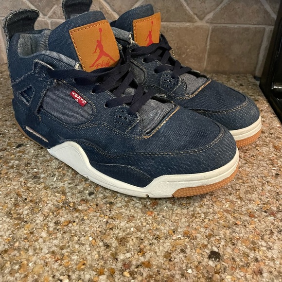 Levi Jordan’s - Picture 2 of 2